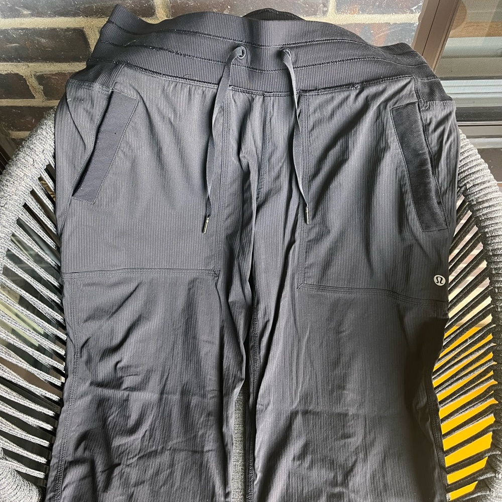 Lululemon studio pants